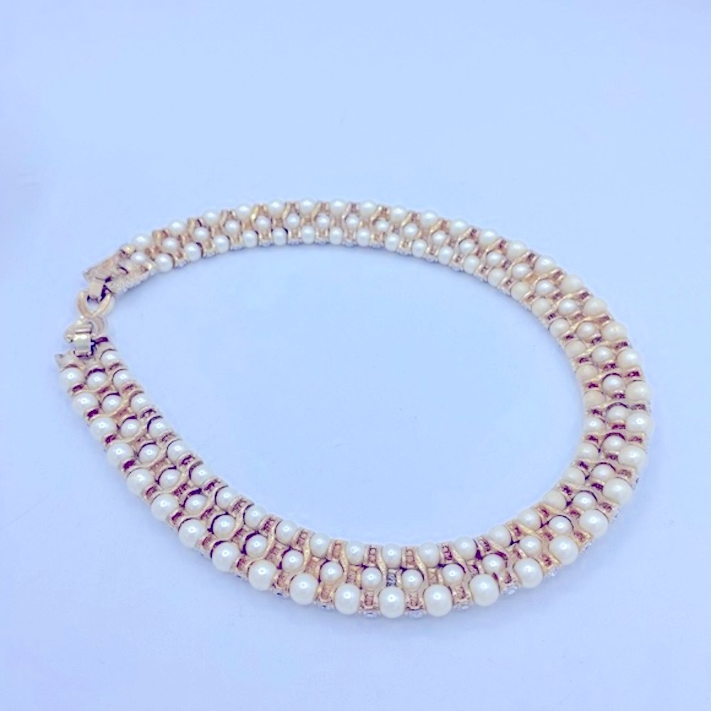 Vintage Statement Faux Pearl /Rhinestone Gold Tone Collar/Choker Beaded Necklace - Picture 3 of 9